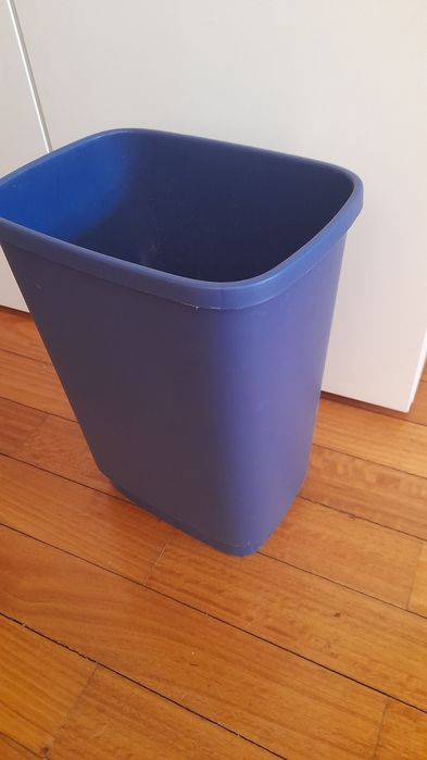 Recipiente para comida de animais