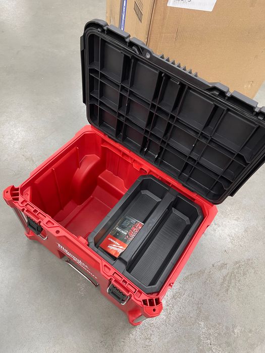 Шухляди Milwaukee . packout кейси. США