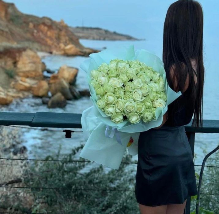 51, 101... Троянда гуртом (оптовые цены на букет с розы)