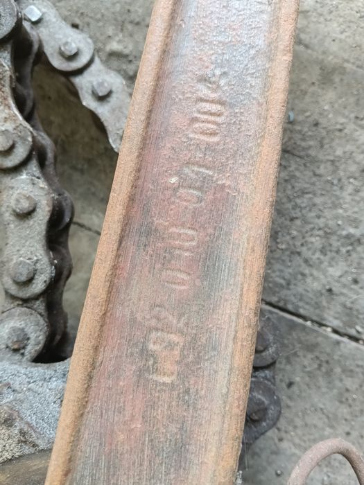 stary solidny Ruchcug