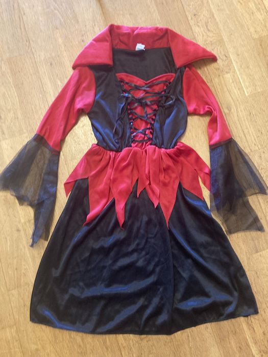 Vestido de Bruxa novo, para Halloween ou Carnaval