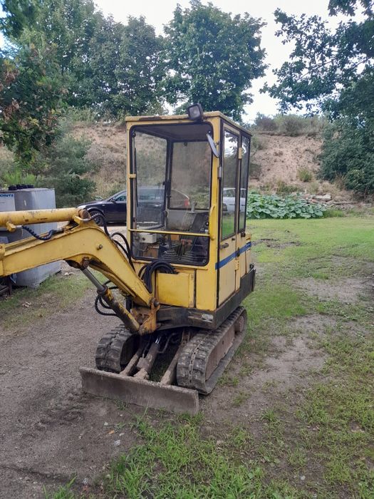 Minikoparka Yanmar YB121U 1200kg