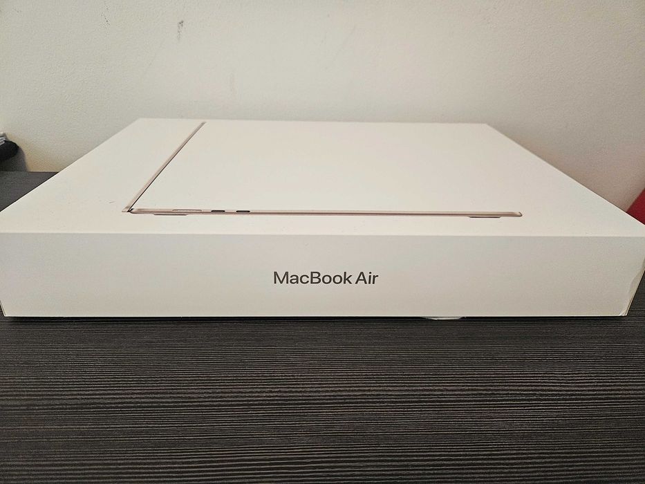 McBook Air nowy sprzedam
