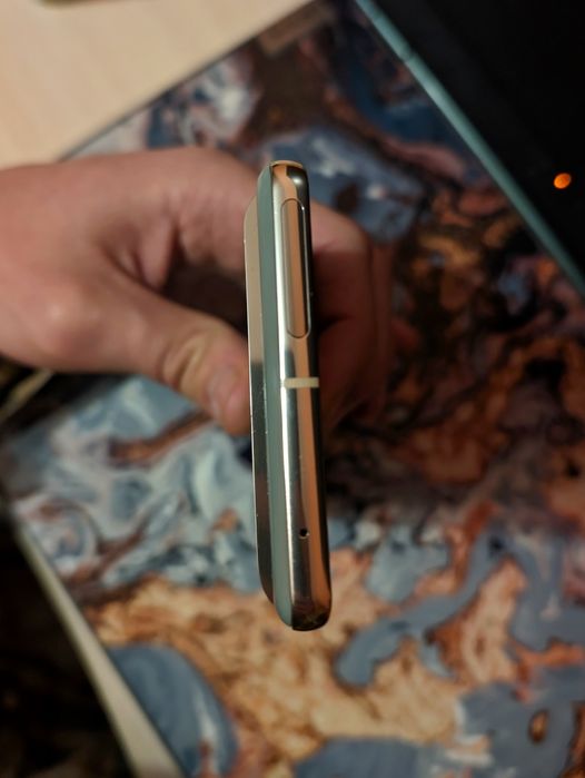 Pixel 7 pro софтлок чорна пляма, відновлення або донор