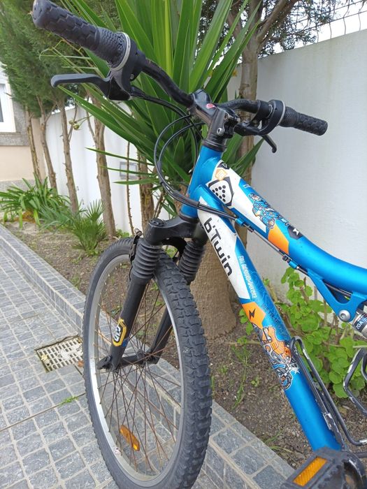 Vendo bicicleta para criança roda 24