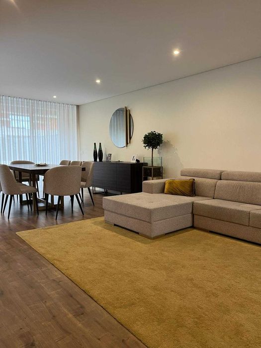 Conjunto de móveis de sala e quarto