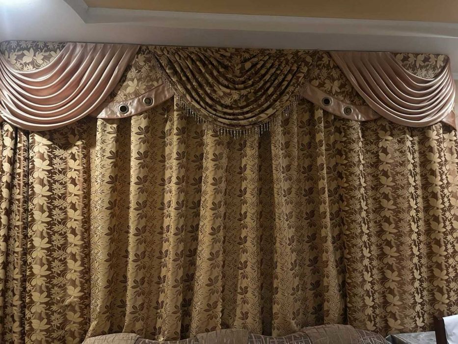 Продам штори в гарному стані