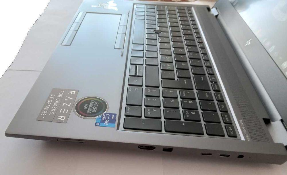 HP Zbook G8 FURY