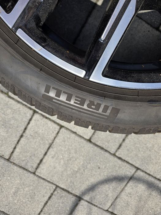 Oryginalne 19-calowe koła BMW 859M (M Y-Spoke)Jet Black glossy