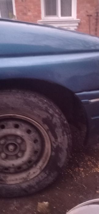 Форд Ескорд універсал