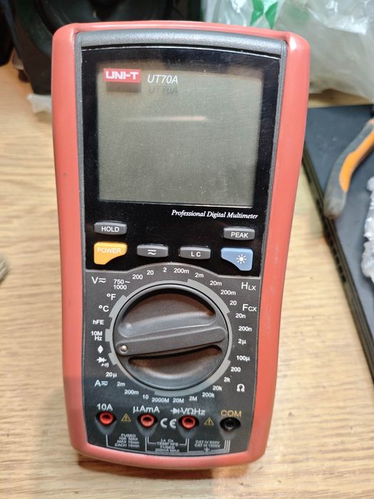 Miernik multimetr Uni-t UT70A
