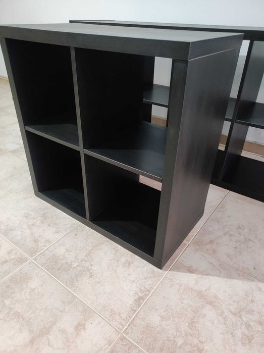 2 Estantes  Semi-nova , pelo preço de uma