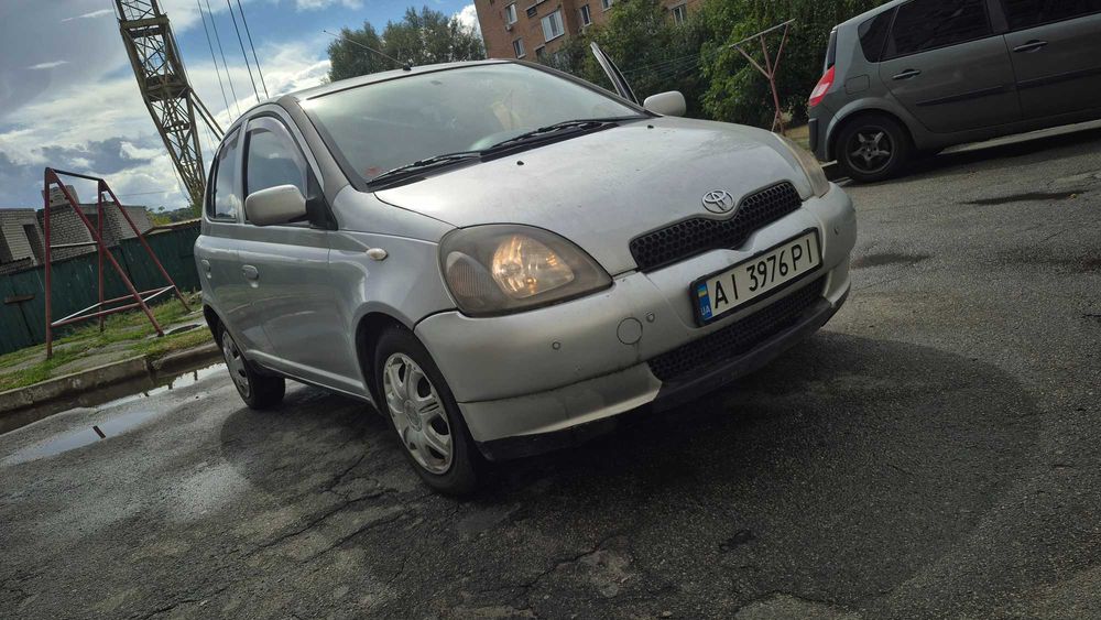 Продам Toyota Yaris
