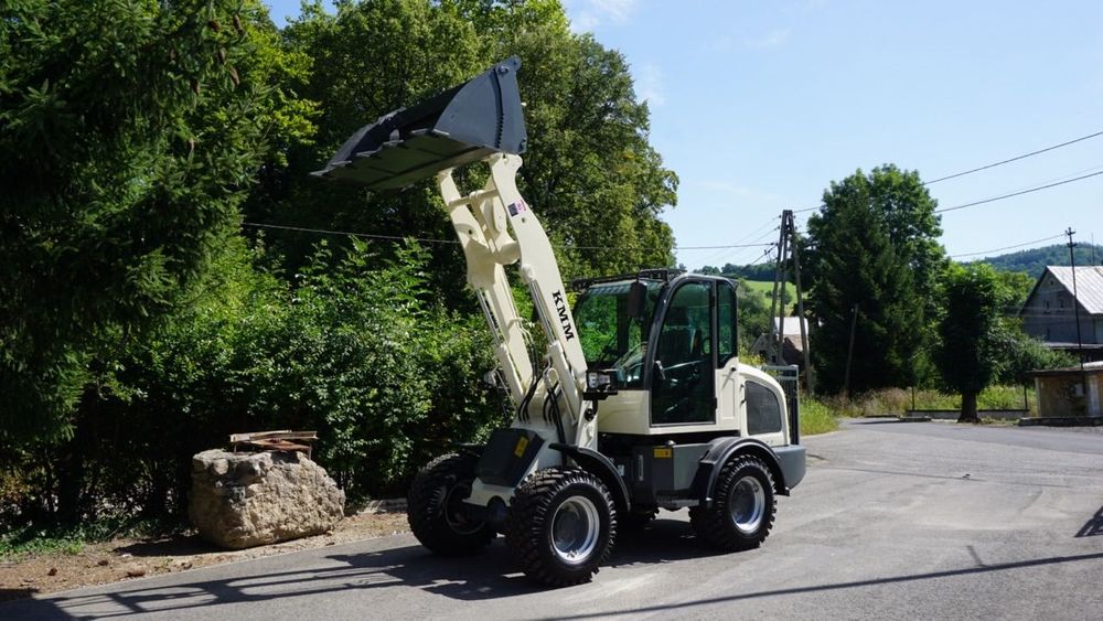 KMM ZL18  japoński silnik Yanmar, udźwig 1,8T, wys podnoszenia 3,2 m