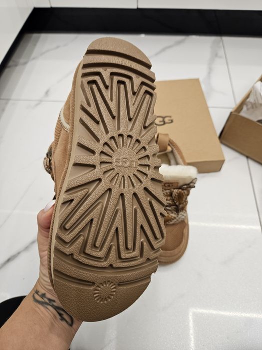 Piękne nowe śniegowce UGG