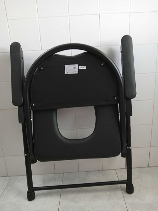 Cadeira sanitária