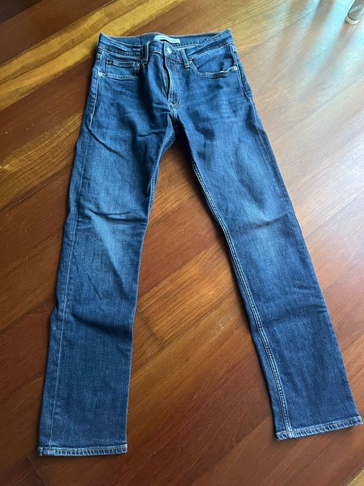 Vendo calça de ganga calvin klein tamanho L32