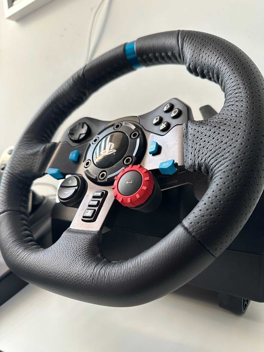 Kierownica Logitech G29 - jak nowa, praktycznie nieużywana simracing