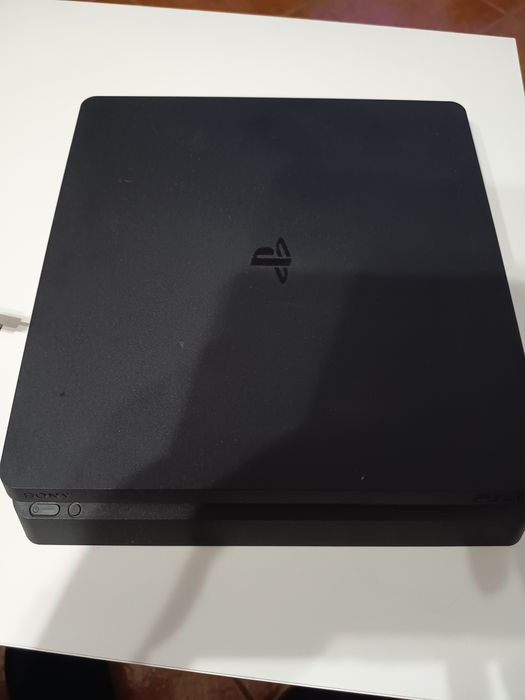 Ps4 Slim com 1000gb com comando + acessorios