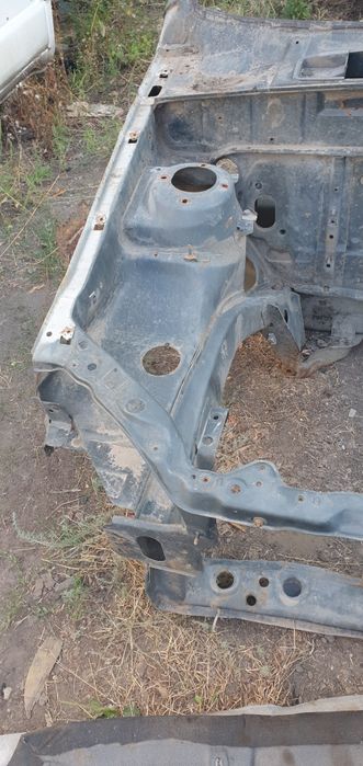 Морда передня частина ланос сенс лонжерони