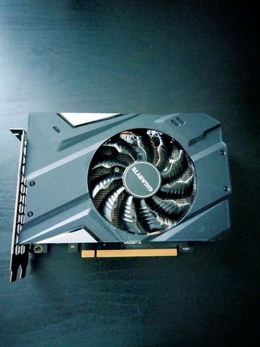 Gráfica GTX 1660ti oc