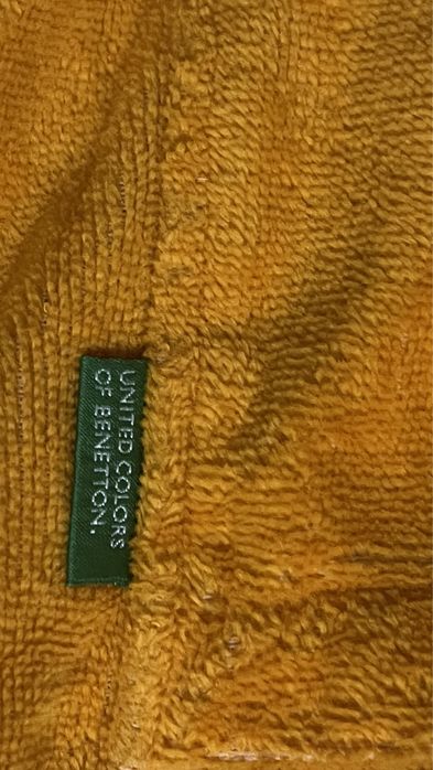 Roupao de crianca Benetton 6/7 anos