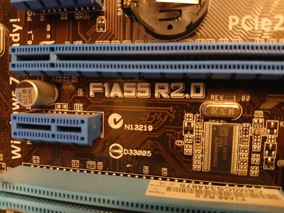 Płyta główna ASUS F1A55 R2.0 z procesorem