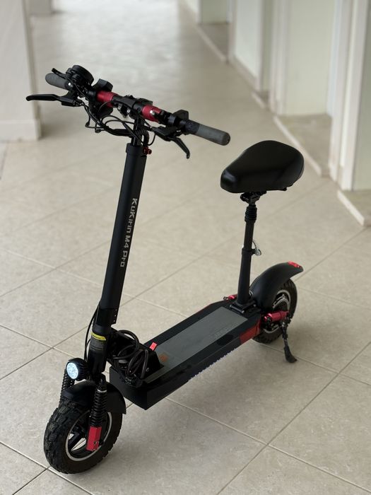 KuKirin M4 Pro — pneu traseiro novo, disco e travões novos