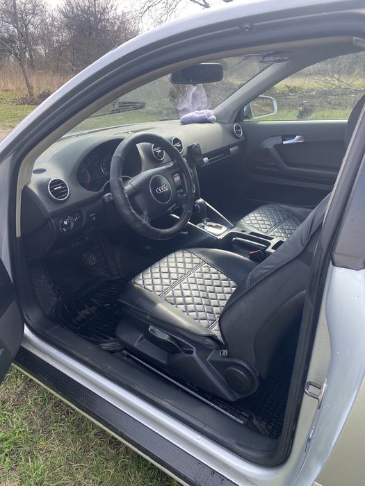 Продам Audi a3 8p 1.6