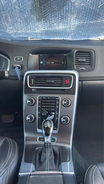 Volvo V60 D6 plug in hybrid