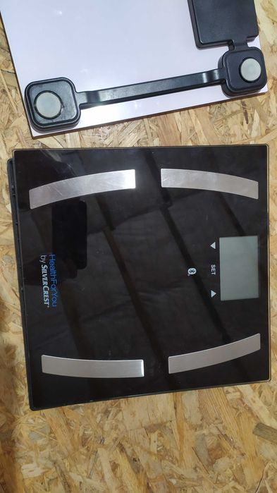 Веси напольные Silver Crest