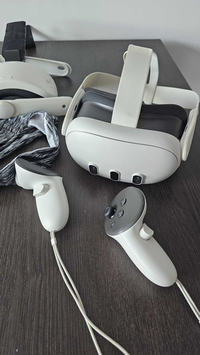 Meta Quest 3, okulary vr (bogaty zestaw)