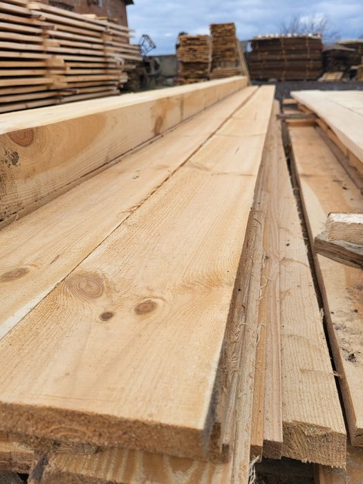 Пиломатеріал дошка брус рейка дошка брусок деревяний опалубка ліс