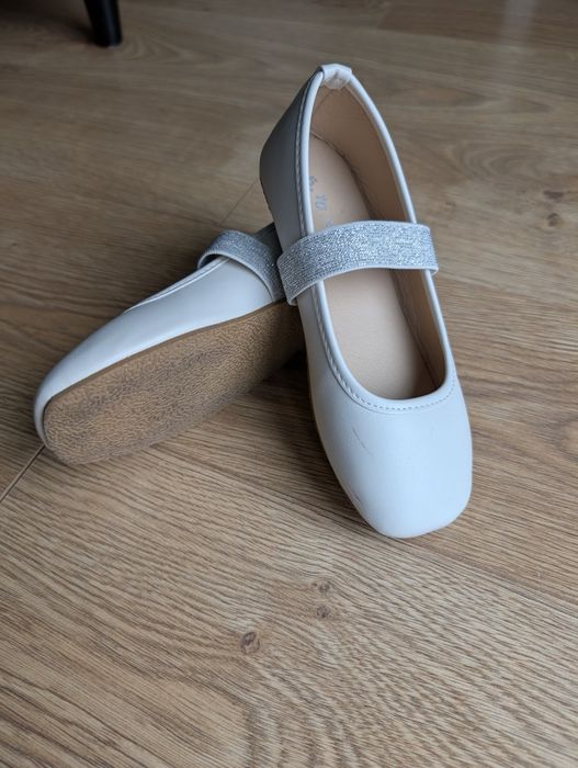 Baletki 5-10-15 beżowe rozmiar 29