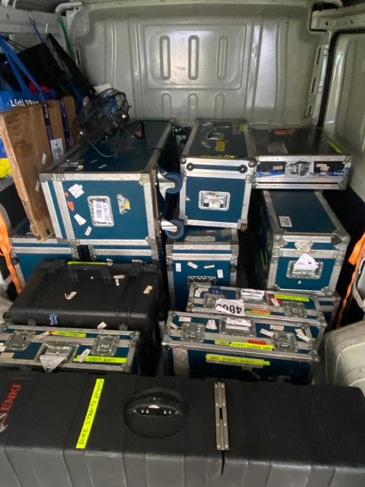 Fretes, Pequenas Mudanças e Reboque de Motas - Preço Justo & Qualidade