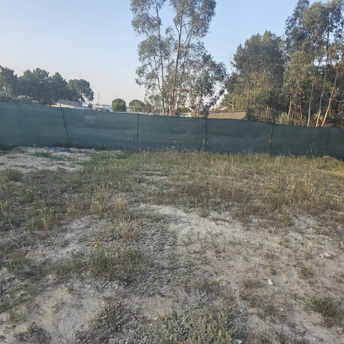 Terreno ideal para uma vida tranquila  em Fernão Ferro