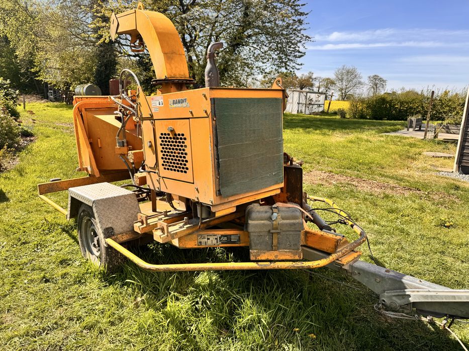 Rebak rozdrabniacz do galezi Bandit 65XP Kubota  4cyl z dowodem