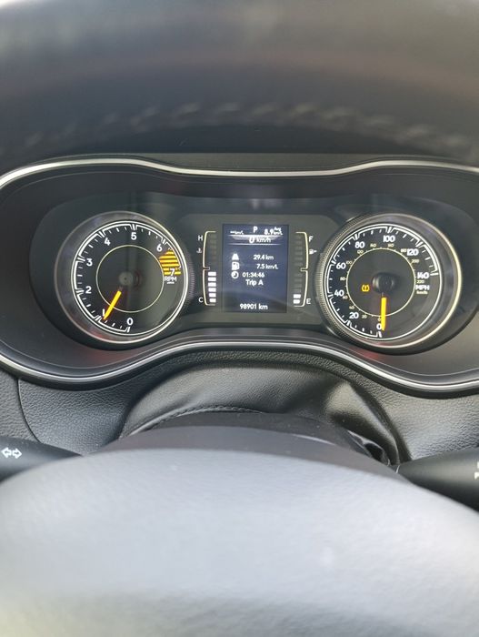 Продається авто Стан ідеальний вкладень не потребує гаражне зберігання.Готовий до будь яких перевірок