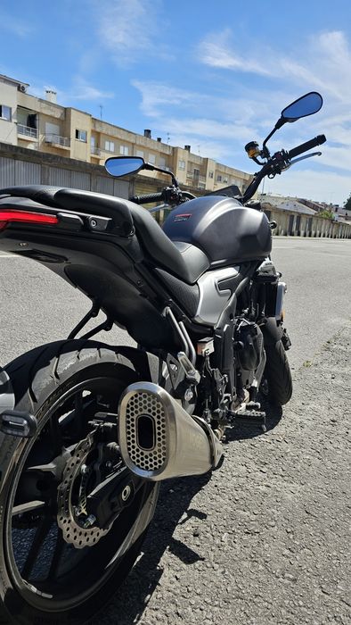 Voge500ac como nova