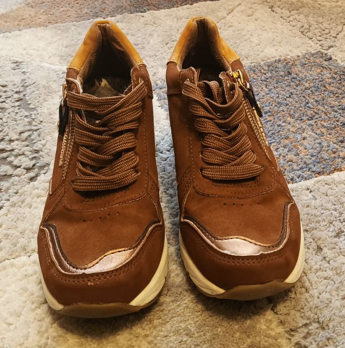 Buty damskie Sneakersy Dockers By Gerli r. 37