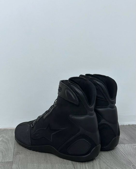 Мотовзуття Alpinestars