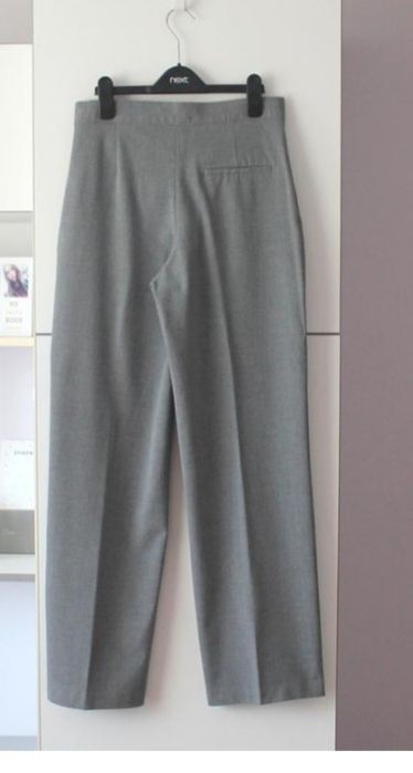 Продам прямі сірі брюки р.S