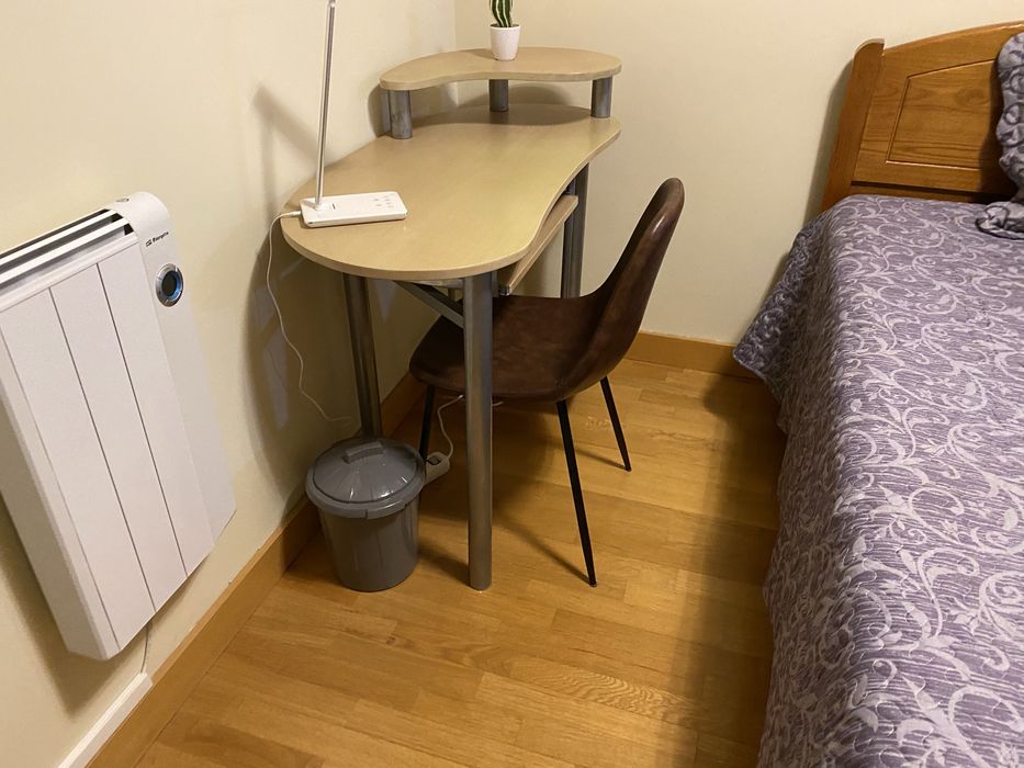 Quarto para arrendamento com despesas incluídas em T4