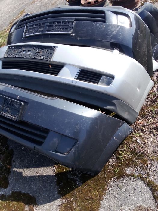 Zderzak przedni Opel Meriva A