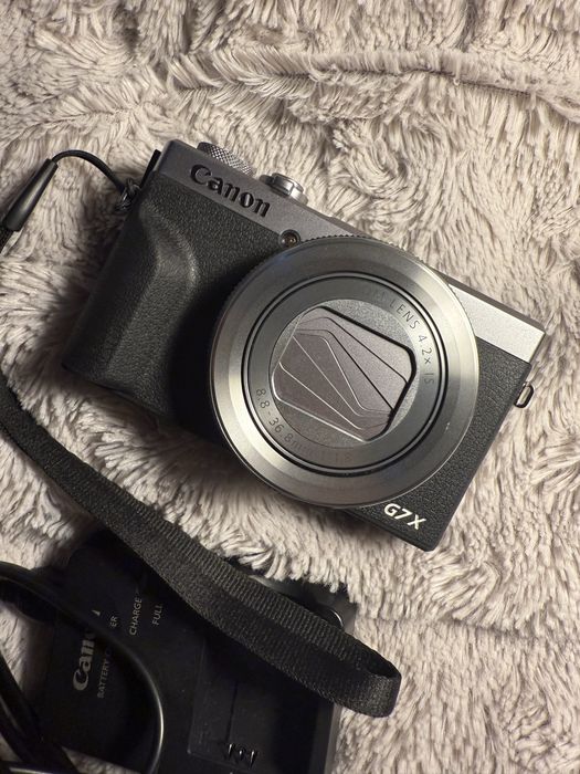 Canon G7X srebrny na gwarancji plus uchwyt/tripod zestaw