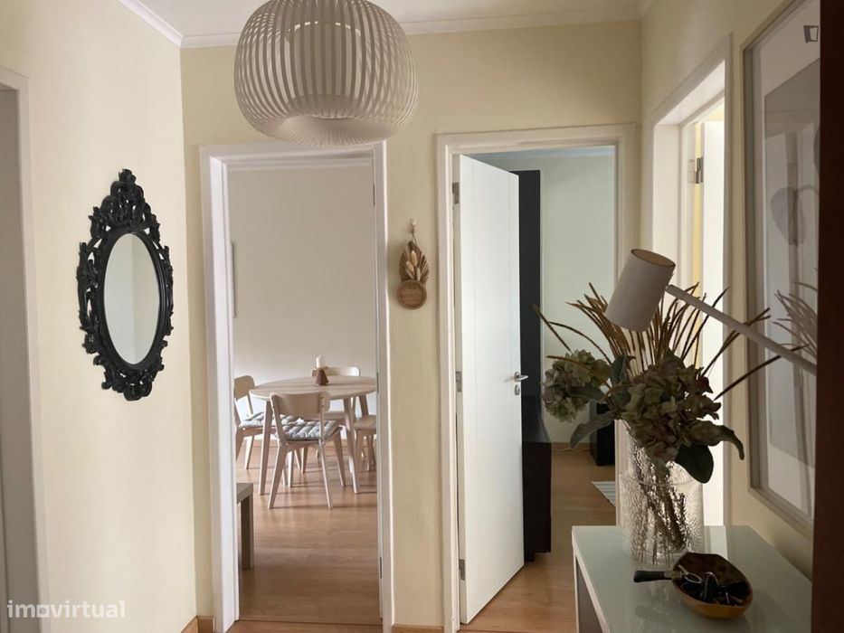 Apartamento com 2 quartos - localizado em Amadora Lisbon