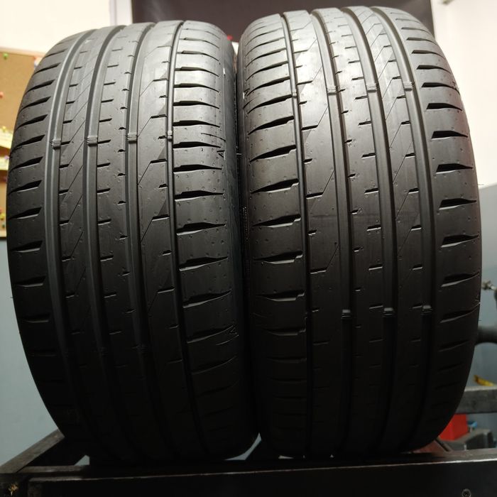 225/45/17 XL Sprzedam parę opon letnich Falken