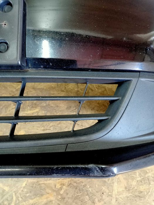 VW Volkswagen Jetta 6 VI zderzak przód przedni kolor LO41 oryginał