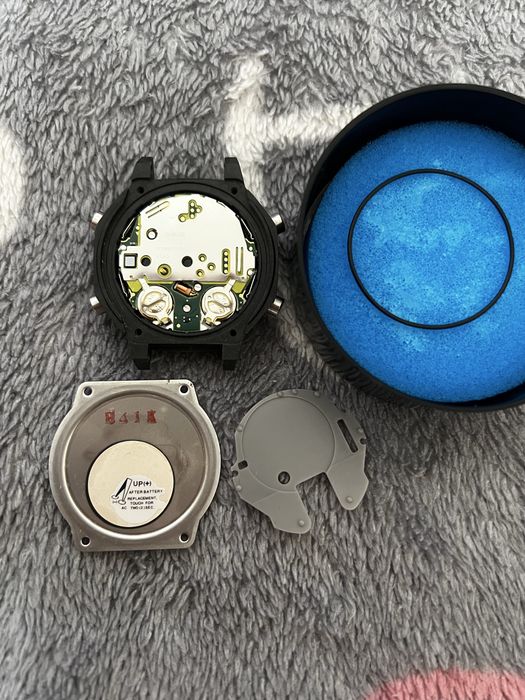 Годинник Casio GA 2100 SKE-7AER,оригінал