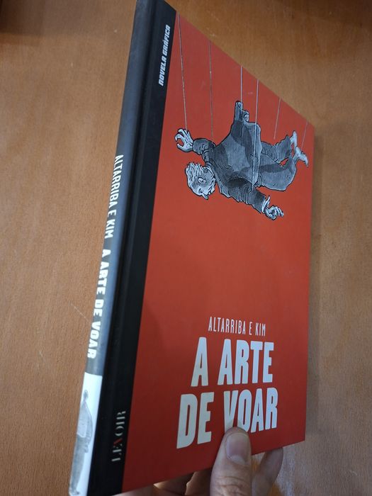 A arte de Voar " Novela Gráfica "